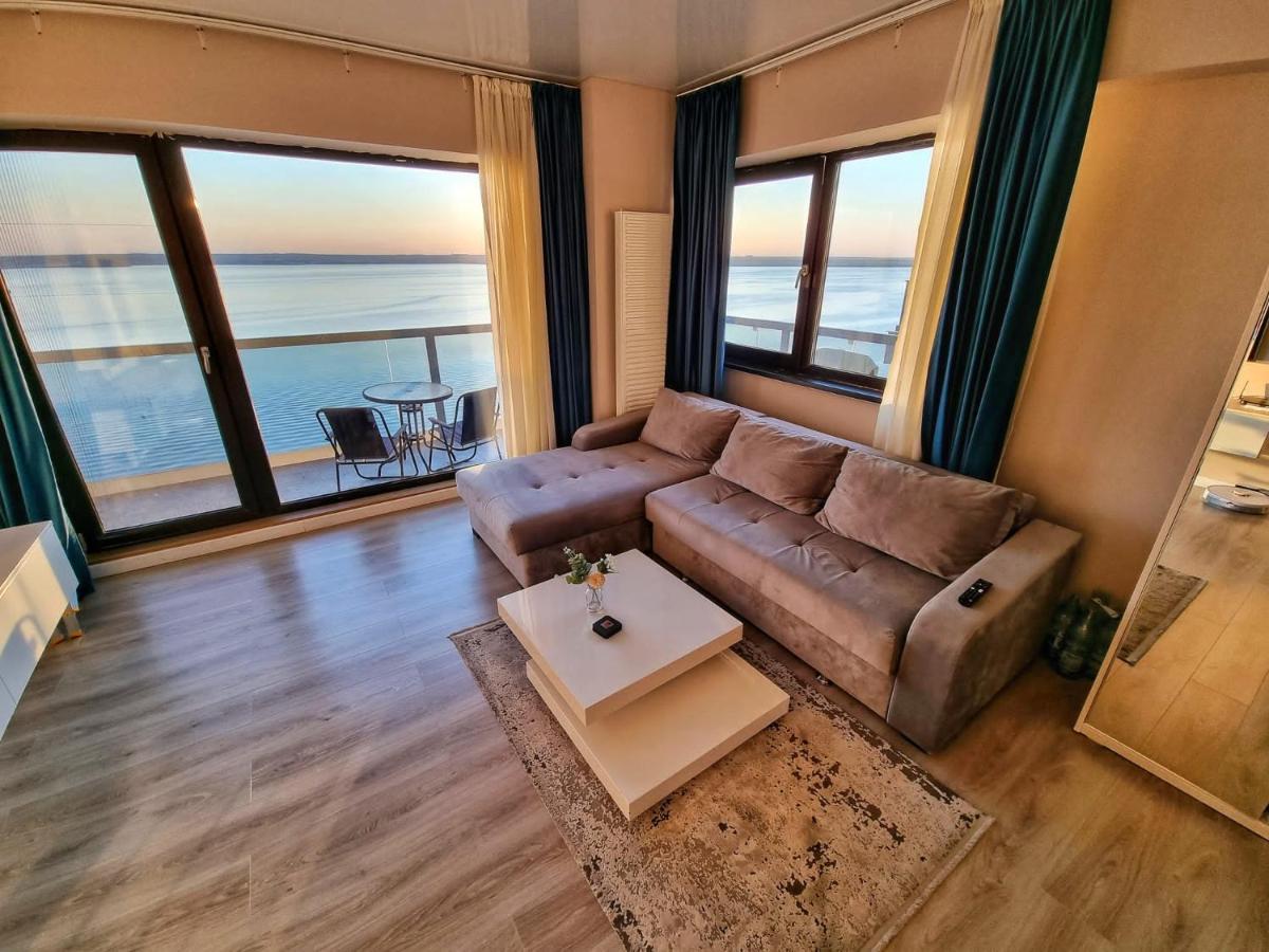 Marcony Boutique Apartments Mamaia Exterior foto
